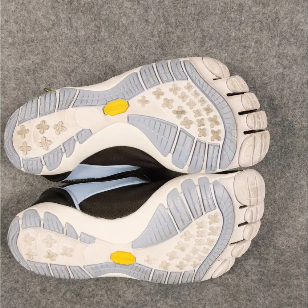 Vibram black white